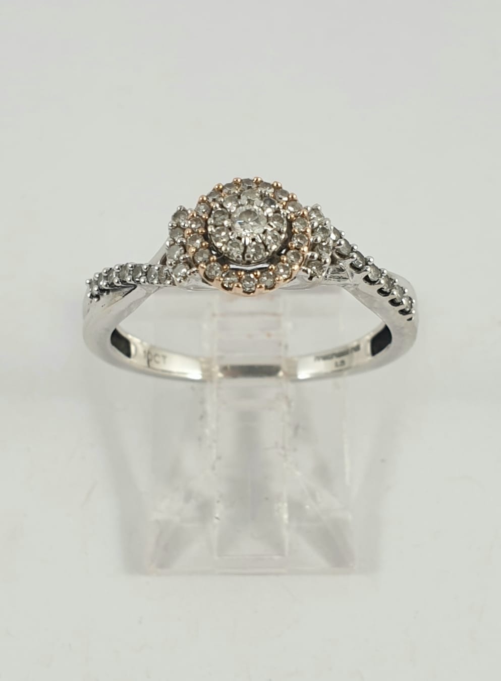 10CT GOLD AND DIAMOND HALO RING